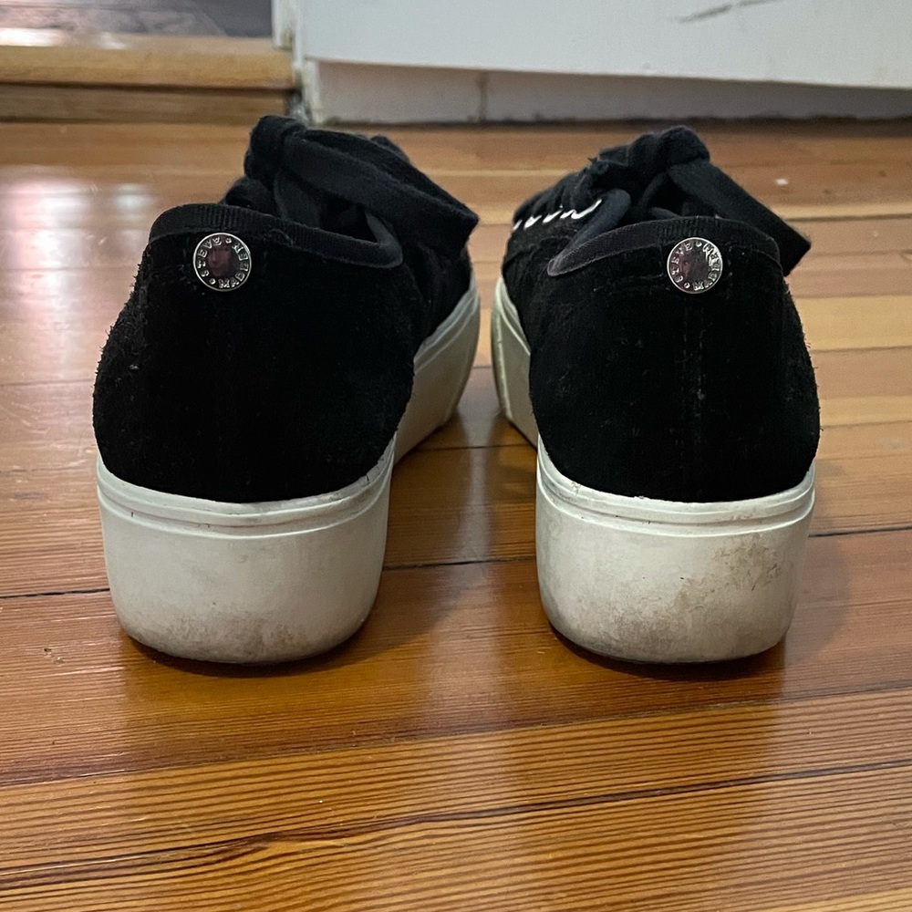 Steve Madden Sneakers - Picture 3 of 4